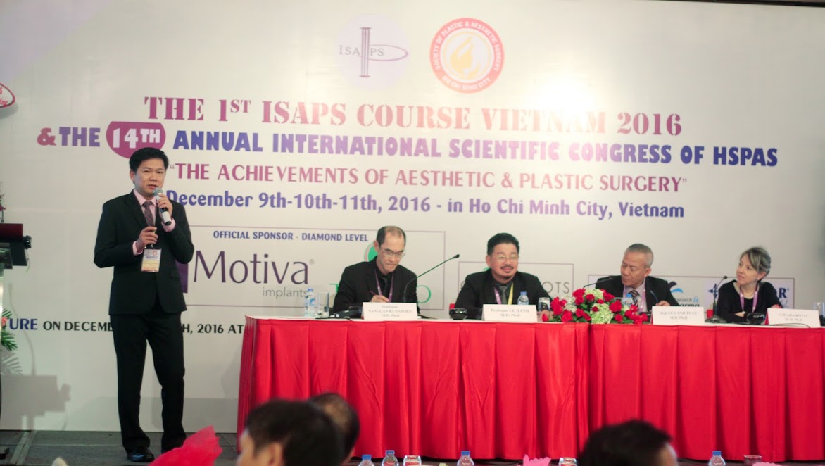 Bác sĩ Tú Dung báo cáo thành công hơn 1000 ca phẫu thuật hàm mặt phức tạp tại hội nghị thẩm mỹ quốc tế ISAPS 2016