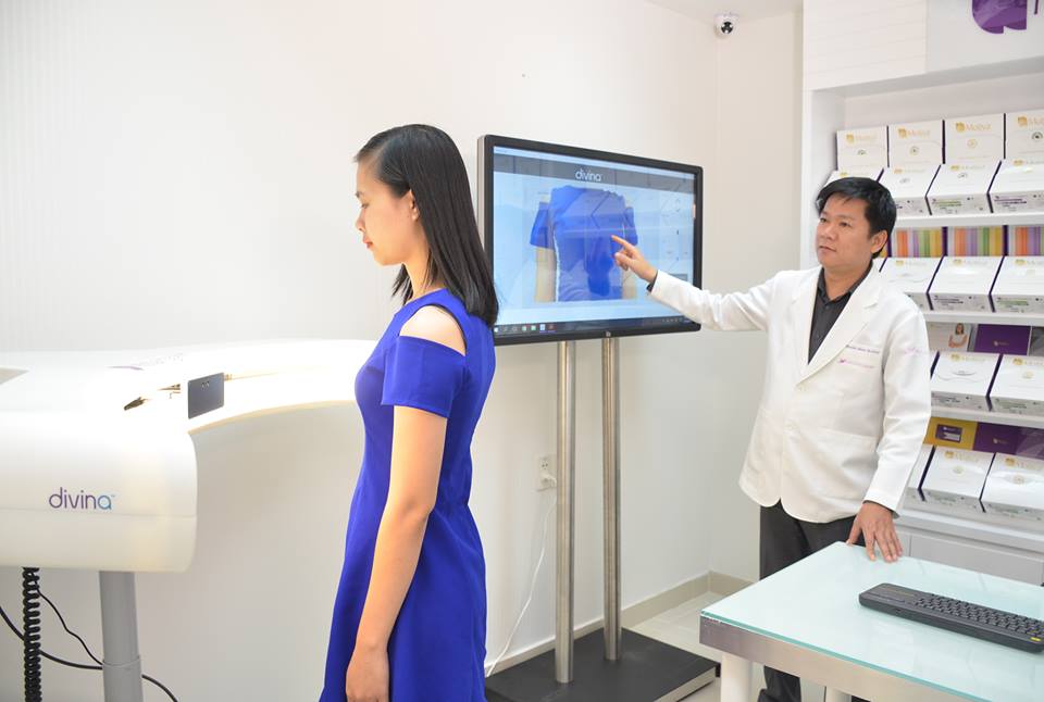 Mô hình nâng ngực khép kín tại viện nâng ngực chuyện sâu 3D tại Bệnh viện Thẩm mỹ Hàn Quốc JW 