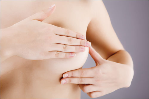 Cách massage ngực sau nâng đúng cách