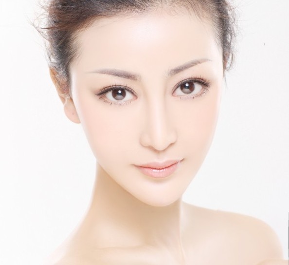 Nâng mũi S line sụn sườn