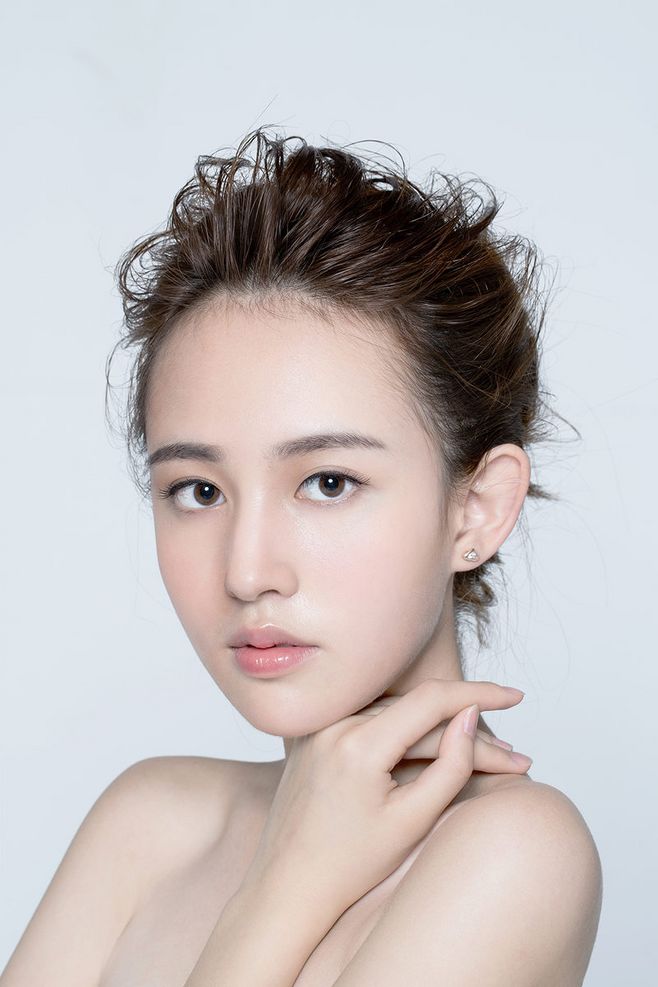 giá treo chân mày nội soi