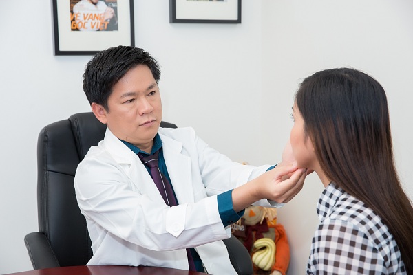 nâng mũi bác sĩ nào đẹp