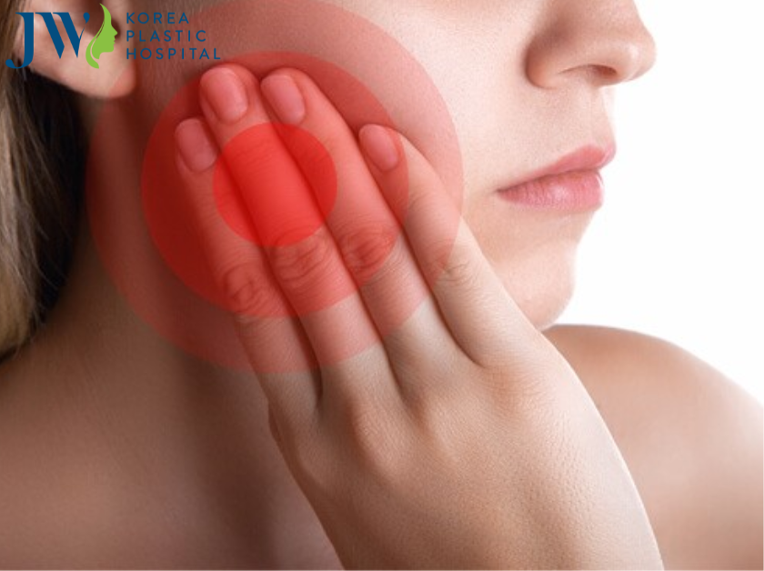 Nguyên nhân và cách khắc phục khi bị hóp má và thái dương khi niềng răng