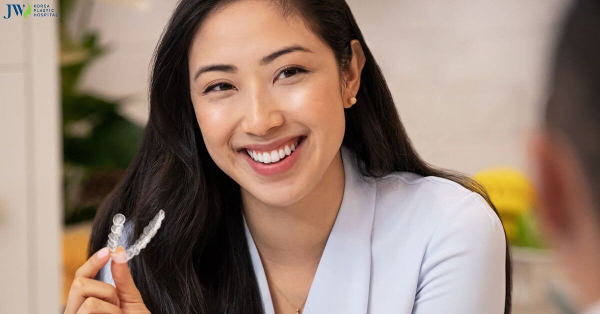 Tìm hiểu về niềng răng trong suốt AI và những vấn đề liên quan đến cơn đau!