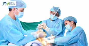 Đột Phá Y Học Việt Nam: Bệnh viện JW Trị Bệnh Lạ Madelung Vùng Mông