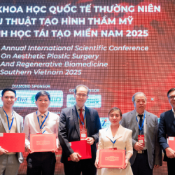  Bác sĩ Tú Dung ghi dấu tại SCAPS 2025 với nghiên cứu nâng mũi cho người lớn tuổi