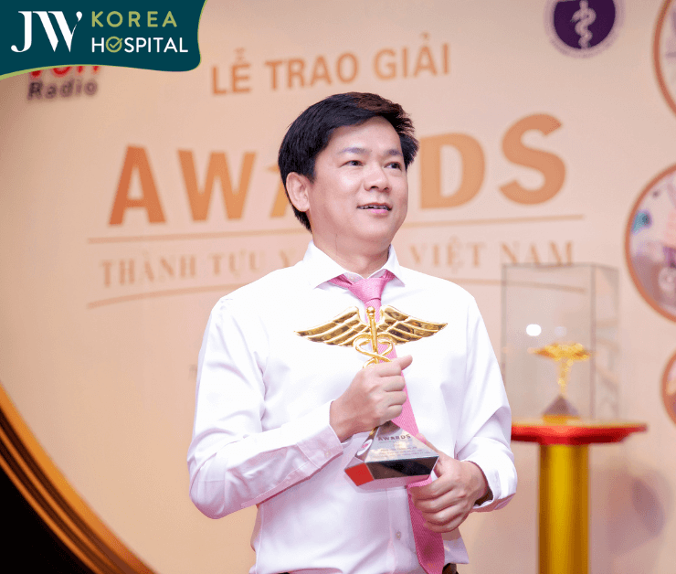 bác sĩ tú dung giải thưởng thành tưu y khoa