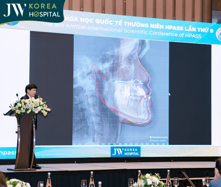 bác sĩ tú dung diễn thiết chủ đề phẫu thuật hàm mặt tại HPASS 2025