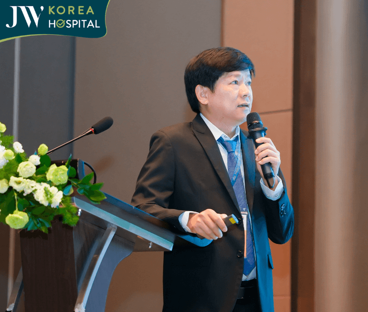 bác sĩ tú dung diễn thuyết tại hội nghị HPASS 2025