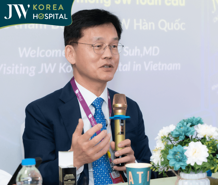 Bác sĩ Man Koon Suh có buổi chia sẻ về Exosome trong lần trở lại Việt Nam
