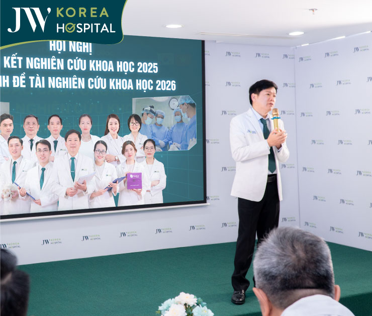 bác sĩ Tú Dung tại Hội nghị tổng kết và thẩm định đề tài nghiên cứu khoa học 