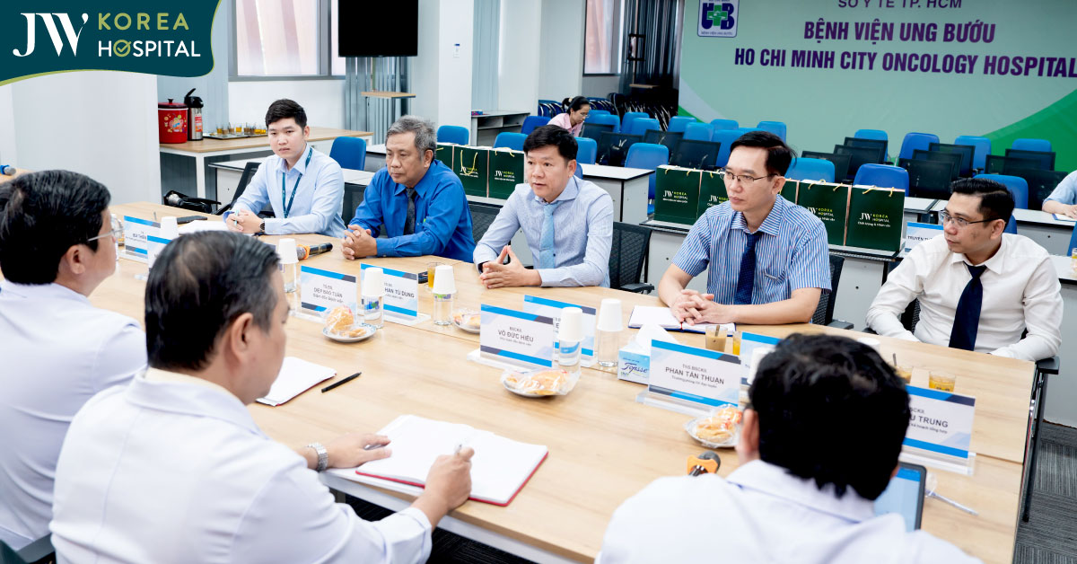 Bệnh viện JW bắt tay hợp tác cùng bệnh viện Ung bướu TP.HCM nâng cao hiệu quả điều trị