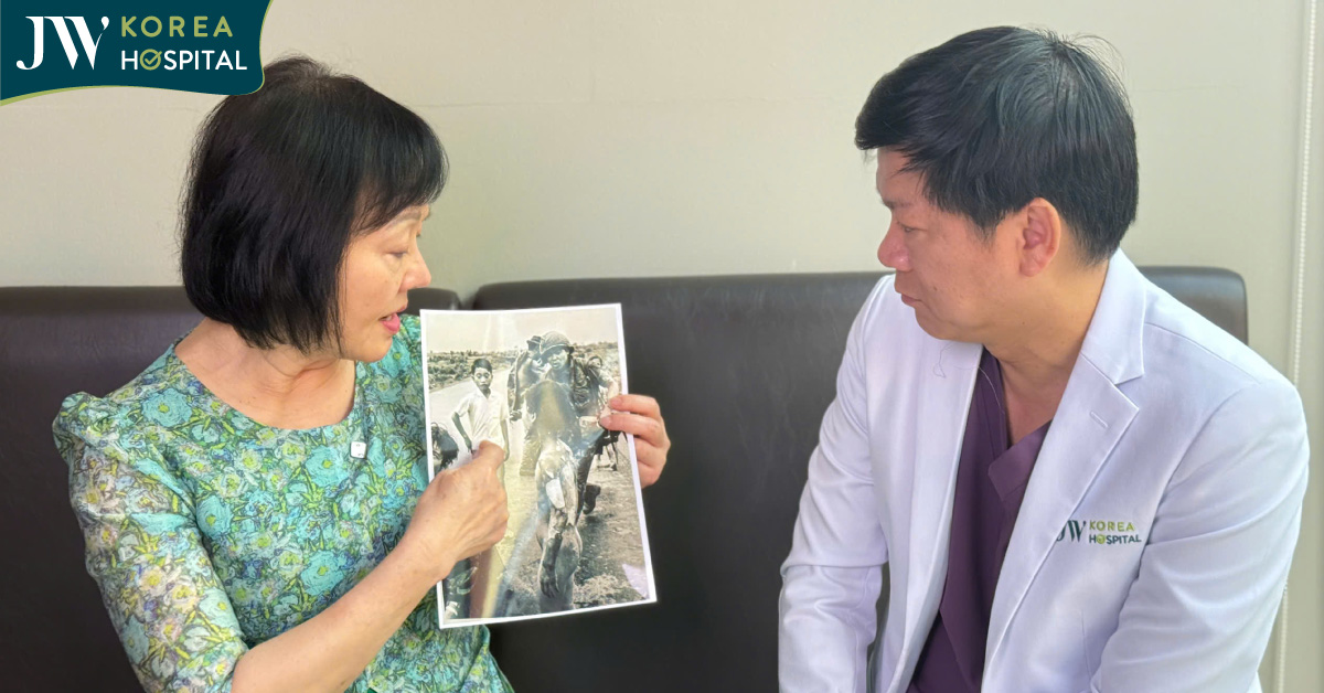 Bác sĩ Tú Dung gặp gỡ Em bé Napalm Phan Thị Kim Phúc