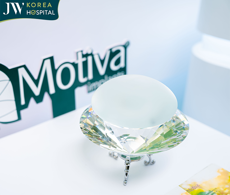 Túi ngực sinh học từ motiva