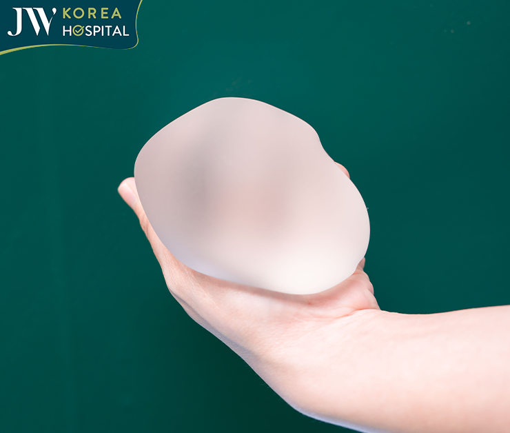 Túi ngực Motiva Ergonomic 2 được mô phỏng giống ngực thật